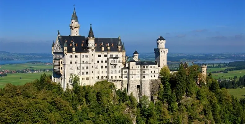 The Most Beautiful 7 Forts in the World