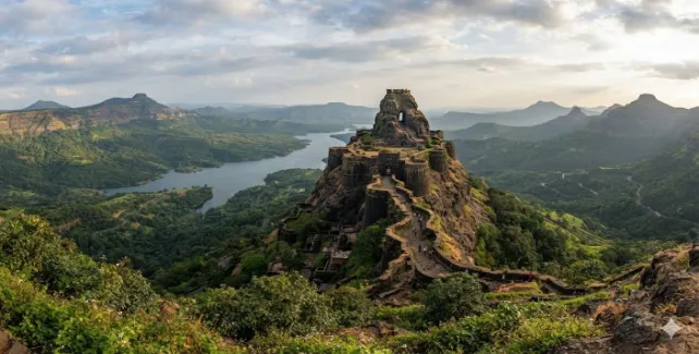 Best Places for Trekking in Maharashtra